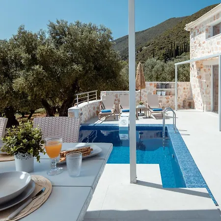Kamaria With Private Pool And Sea View, By Zantewize אליקס